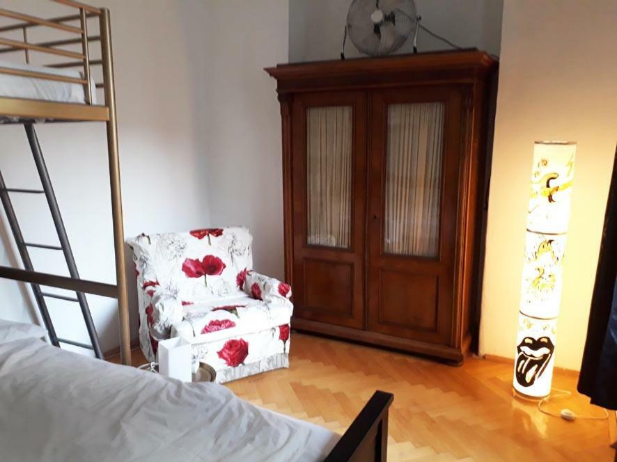 Ba//Rock-Appartement Грац Экстерьер фото